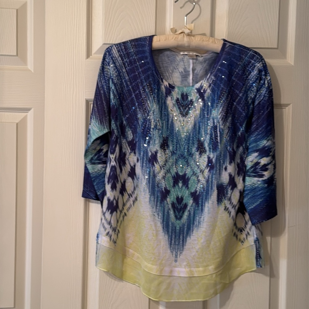 Christopher & Banks Blue and Yellow Geometric Blouse Size Medium Petite
